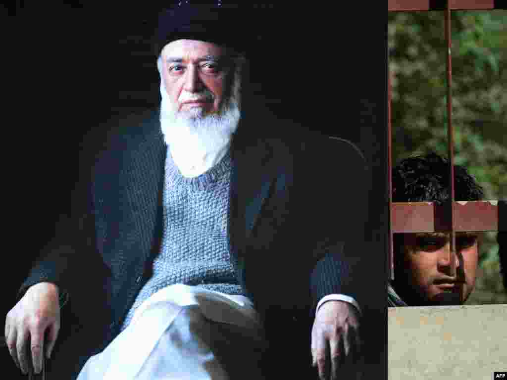 Afganistan - U Kabulu je, bombaškim napadom u svojoj kući, ubijen bivši predsjednik Afganistana Burhanuddin Rabbani, 21.09.2011. Foto: AFP / Adek Berry 