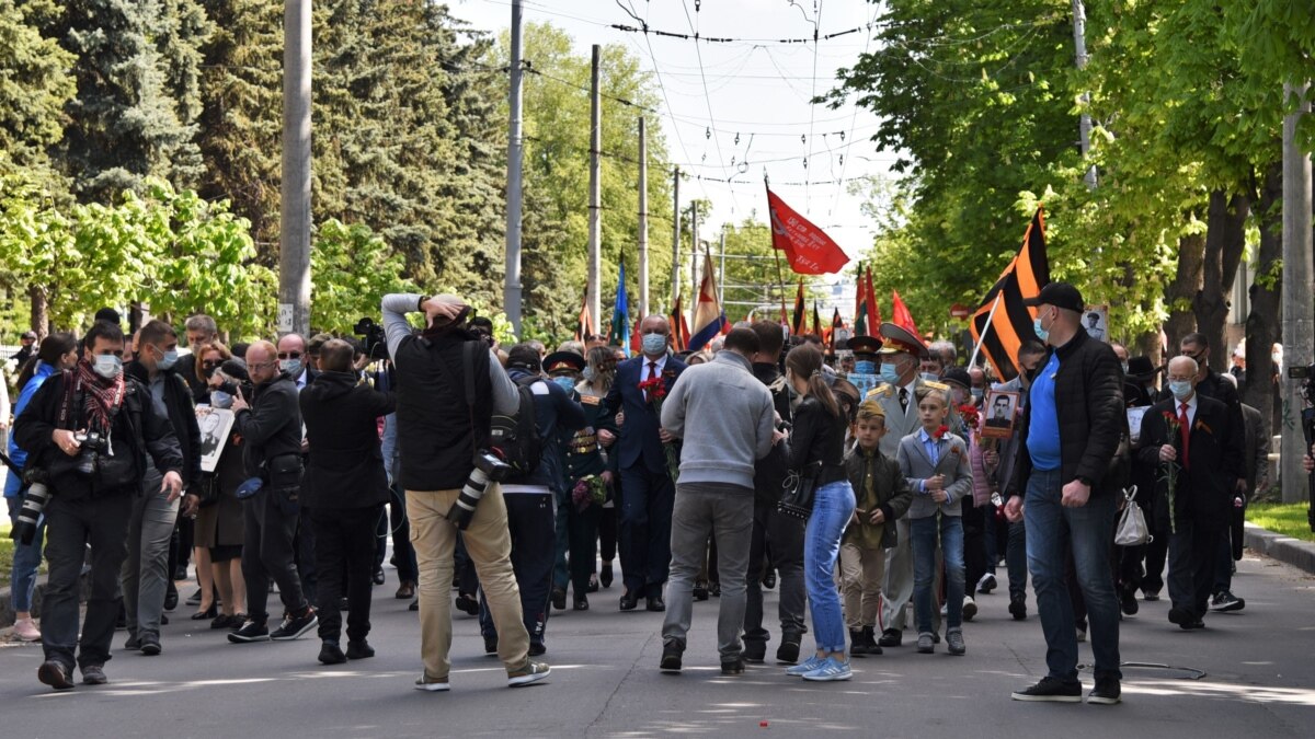 Бессмертный полк мнение иностранцев