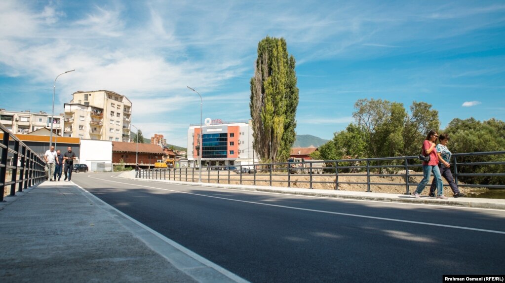 Bashkimi Evropian insiston se për projekte të tilla duhet të merren parasysh kërkesat e komunitetit lokal.