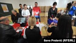 Redovni parlamentarni izbori u Crnoj Gori održavaju se 30. avgusta 2020. Fotografija sa prošlih izbora od 16. oktobra 2016. 