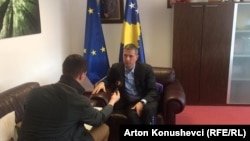 Intervistë me ministrin e Integrimeve Evropiane, Bekim Çollaku.