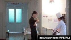 Näsag we saglyk işgäri (Illýustrasiýa suraty)