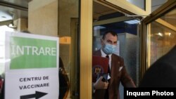 Vaccinare anti-COVID 19 a cadrelor DSU la Spitalul MAI "Profesor Dr. Dimitrie Gerota", in Bucuresti, România, luni 11 decembrie 2021. Inquam Photos / Octav Ganea