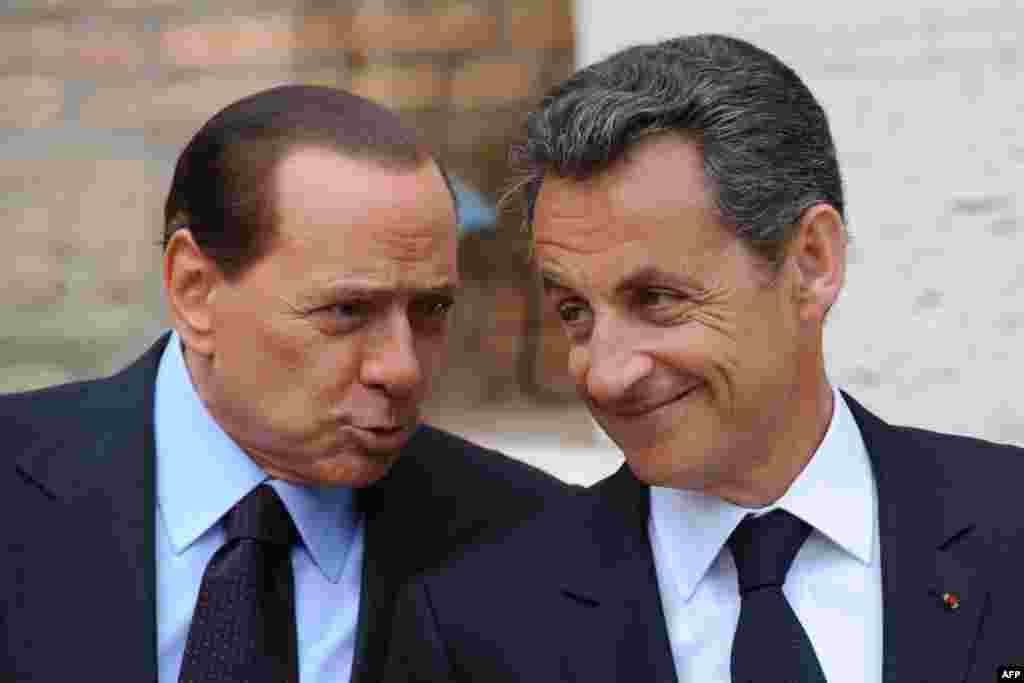 Хочешь анекдот?.. (Премьер-министр Италии и президент Франции на саммите в Риме, 26.04.2011).