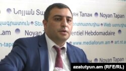 Armenia - Echmiadzin Mayor Karen Grigorian holds a news conference in Yerevan, 16 Jun 2018.