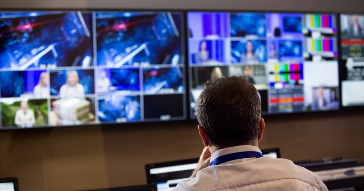 Интернеттегі бейнені соруға мәжбүр болды