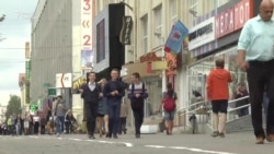 Беларускі чыноўнік нёс расейскі сьцяг на Паралімпіядзе. Як вам гэта?