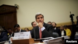 John Kerry gjatë dëshmisë së tij të sotme në Kongresin amerikan 
