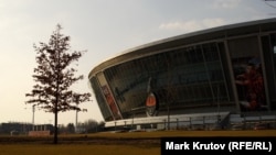Фубольная «Донбасс-арена» пустует: на юго- востоке Украины игры чемпионата страны не проводятся