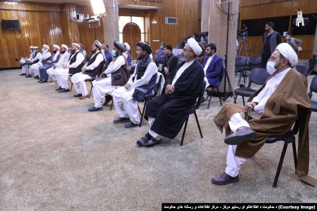 A gathering of Afghan Muslim clerics in Kabul (file photo)