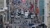 На месте нападения в центре Стамбула работают следователи, 19 марта 2016 