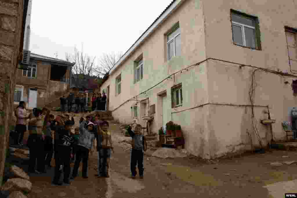 Bayılda Zəngilan məktəbi #18
