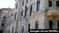 По заявлению министра юстиции Грузии, ее ведомство подготовит законопроект, который серьезно изменит принцип работы высшей судебной инстанции страны