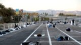 Las Vegas: un parcaj, transformat în adăpost pentru persoane fără casă, cu locurile marcate pentru a păstra distanța fizică necesară, pe timp de pandemie de coronavirs, aprilie 2020 