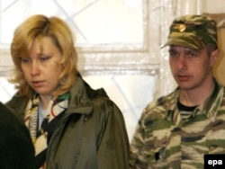 Светлана Бахмина в суде. Апрель 2006 года