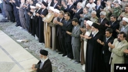 ارشیف، د ایران پخوانی مذهبي مشر د اختر لمانځه د امامت پر مهال 