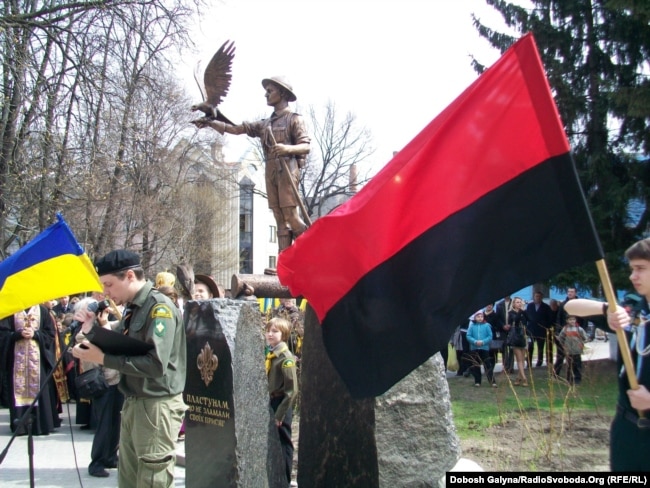 Меморіал загиблим пластунам. Івано-Франківськ, 12 квітня 2012 року