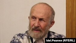 Albert Razin