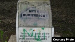Monumentul lui Armand Călinescu vandalizat la București (Foto: W. Totok)