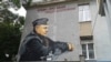 Граффити в Симферополе: Владимир Путин взял на себя управление Крымом