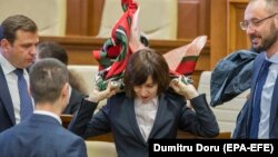 Майя Санду в парламенте Молдовы, 12 ноября 2019 года