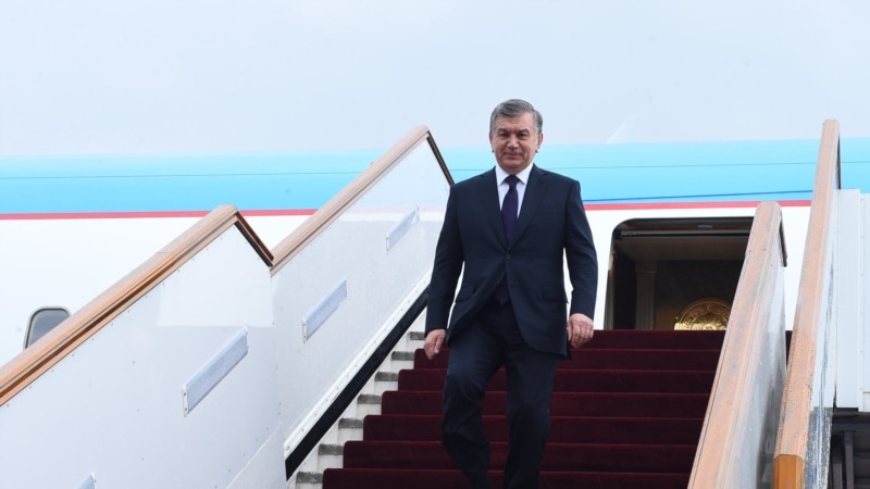 Шавкат Мирзияев прибудет с рабочим визитом в Таджикистан