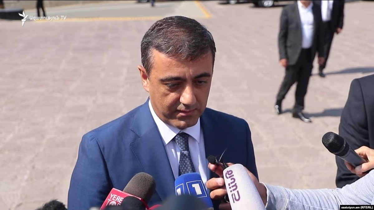 АРМЕНИЯ: СНБ Армении очистит свои ряды от предателей - Эдуард Мартиросян