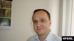 გიორგი ცაგარეიშვილი მიიჩნევს, რომ ხელისუფლებამ ეს ადამიანები ხელსაყრელი ფონის შესაქმნელად გამოუშვა