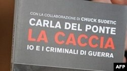 Prvo izdanje knjge Carle del Ponte objavljeno je u Italiji, pod nazivom "Lov: Ja i ratni zločinci"