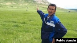 Ахмет Якупов у шихана Торатау. Архивное фото