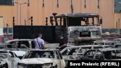 Izgorjeli automobili u požaru na carinskom skladištu, 10. avgust 2011
