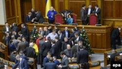 Блокування парламенту, 14 січня 2014 року