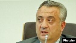 ԿԲ նախագահ Արթուր Ջավադյան, արխիվ