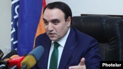 Armenia - Armenian Revival party leader Artur Baghdasarian holds a news conference in Yerevan, 16Feb2017.