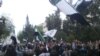 تظاهرات ده‌ها هزار سوری همزمان با حضور ناظران اتحادیه عرب