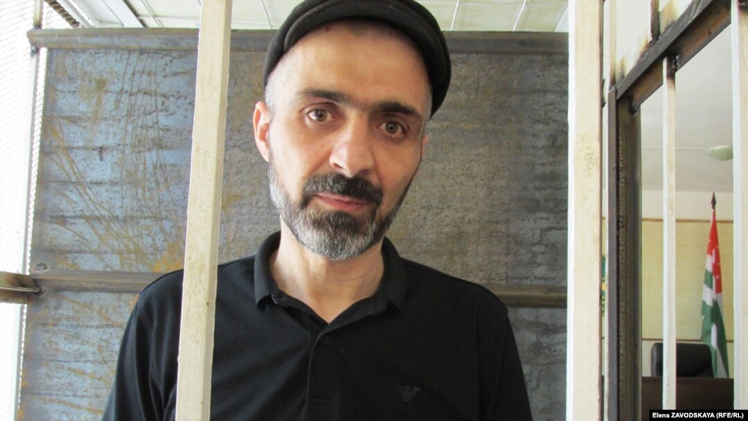 В изнасиловании и убийстве девятилетней девочки обвиняют ее родного отца – Амбарцума (Робика) Кешищяна