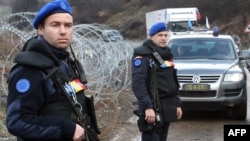 Romanian officers of the EULEX mission in Kosovo (file photo)