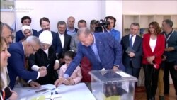 Voting Ends In Turkish Referendum On Expanding Presidential Powers