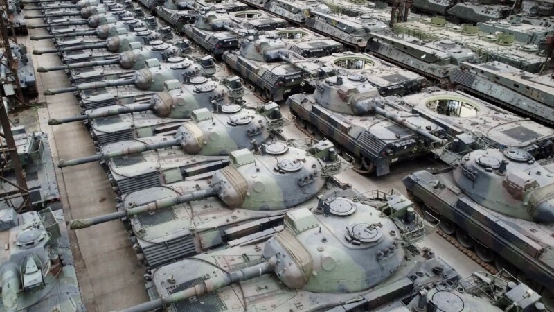 Njemačka traži od Švajcarske da kupi tenkove Leopard 2