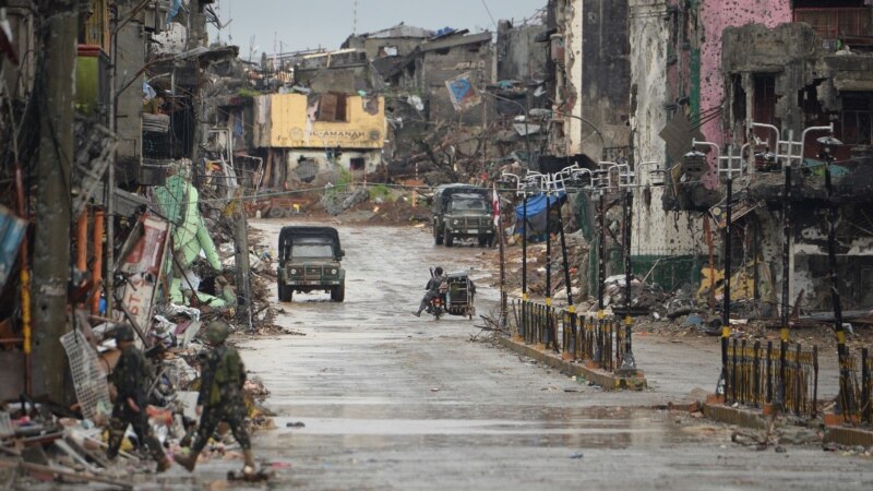 Jak potres pogodio Filipine, oštećeni domovi