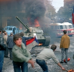 Прага, війська Варшавського договору блокують «Празьку весну» 21 серпня, 1968 року