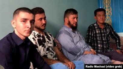 Порноға тыңшылық жасаған қыздың бейнелері