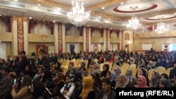 ترین: د افغان مېرمنو لپاره ځینې کارونه شوي خو بسنه نه کوي.