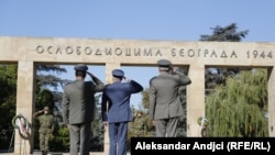 Na Groblju oslobodilaca Beograda (na fotografiji, 2014.) sahranjeno je više od 2.000 boraca poginulih u oslobađanju Beograda u oktobru 1944. godine.