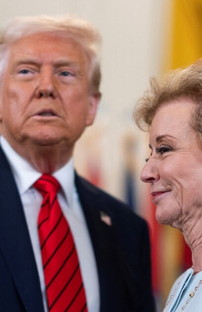 Администрацията на Доналд Тръмп замрази милиарда долари финансиране за най престижните