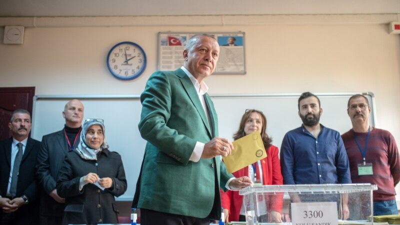 Erdoganova stranka zatražila poništenje izbora u Istanbulu 