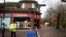 Poliția britanică în centrul Salisbury, locul unde au fost găsiți Serghei Skripal și fiica sa