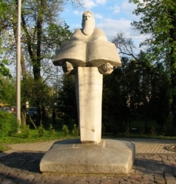 Пам’ятник Нестору Літописцю в Києві