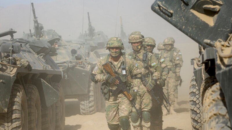 Российские военные прибыли на таджикско-афганскую границу для участия в учениях ОДКБ