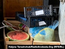 Викинуті продукти біля Стрийського ринку у Львові